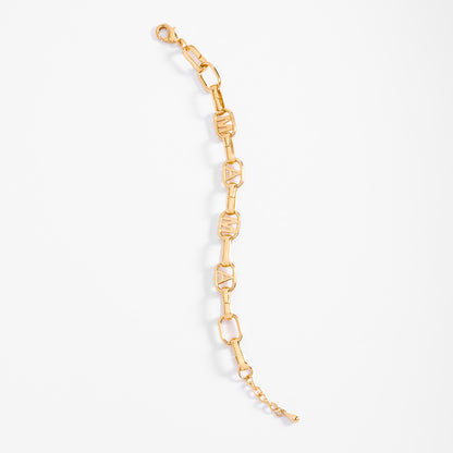 PULSERA CON ESLABONES Y LETRAS MAMA EN BAÑO DE ORO