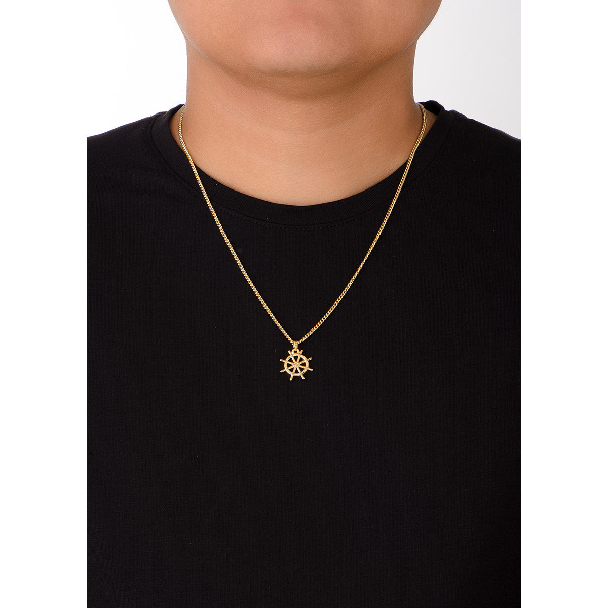 Collar con dije de timón en baño de oro 18k 55cm